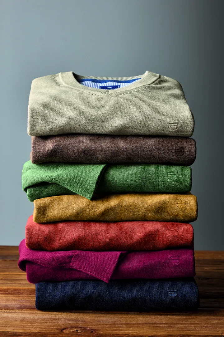 FASHION SQUAD Αποκλειστικός Αντιπρόσωπος Ελλάδας, Κύπρου REDMOND